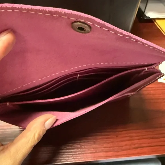 PLG Boysenberry envelope like new - Picture 2 of 4